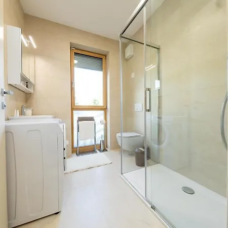 Mihaela Apartment